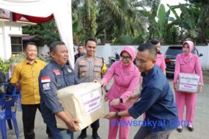 Kapolres Bersama Ketua Bhayangkari Cabang Asahan Melaksanakan Pengecekan Personel Pos PAM PPK Kecamatan Pulo Bandring