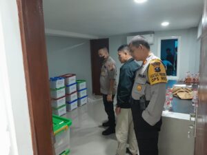 Pleno Rekapitulasi dan Penetapan hasil hitung suara kabupaten Asahan dijaga ketat Polisi berjalan aman