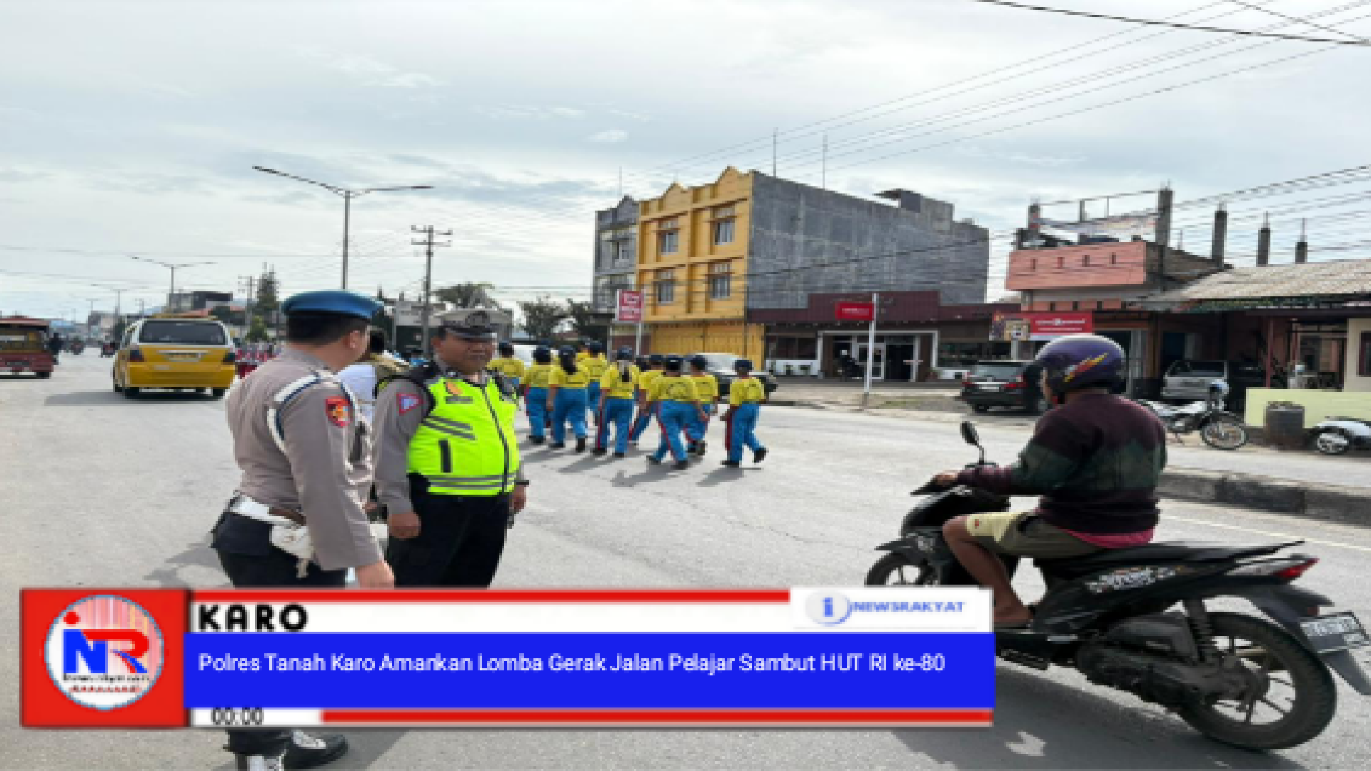 Polres Tanah Karo Amankan Lomba Gerak Jalan Pelajar Sambut HUT RI ke-80