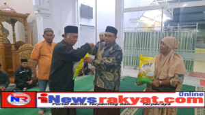 Ibadah Malam Jumat Bersama Warga , Kapolres Tanah Karo Berikan Bantuan Beras 5 Kg 