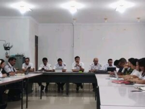 Kepala Dinas Pendidikan Kabupaten Karo Berikan Arahan pada Rapat Staf