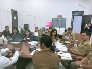 SINERGI DATA PENDUDUK: DINAS PENDIDIKAN KARO HADIRI RAPAT PEMBENTUKAN TIM PROFIL PERKEMBANGAN KEPENDUDUKAN