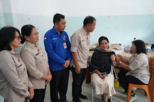 Bupati Humbahas Hadiri Sosialisasi dan Kick Off Vaksinasi MR Bagi Tenaga Medis dan Tenaga Kesehatan di RSUD Doloksanggul