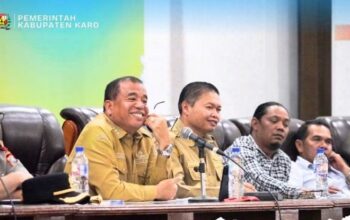 Bupati Karo Terima Aspirasi Forum Petani Bunga, Komit Lindungi Petani Lokal dan Jaga Iklim Investasi