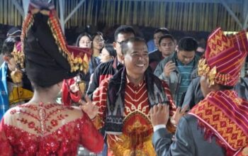 Bupati dan Wakil Bupati Karo Hadiri Kerja Tahun di Suka Mbayak dan Suka Sipilihen, Ajak Warga Lestarikan Budaya dan Jaga Infrastruktur
