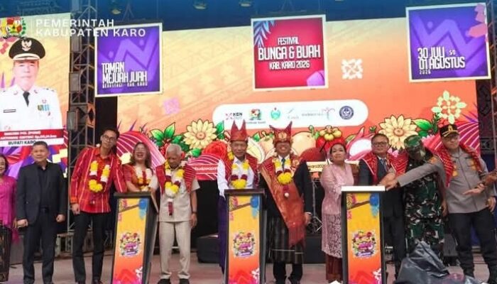 Menteri Koperasi RI Resmi Buka Festival Bunga dan Buah 2026 di Karo, Siap Didorong Menjadi Event Bertaraf Internasional