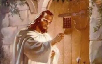 Lihatlah, Aku berdiri di muka pintu dan mengetok.Wahyu 3:20