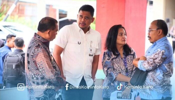Wapres Gibran Tinjau Siswi Terdampak MBG di Karo, Didampingi Gubernur Sumut dan Bupati Karo