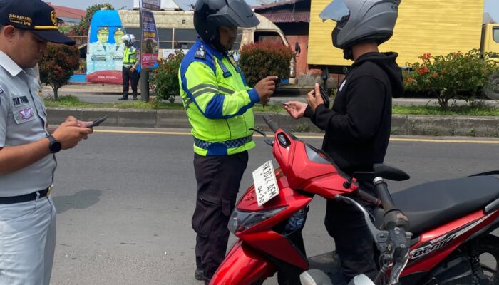 Satlantas Polres Karo Gelar Razia Gabungan Operasi Sadar Pajak Kendaraan Bermotor